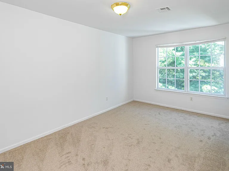50 Grant Way — Photo 14