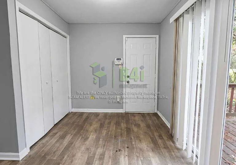 324 Macedonia Rd SE — Photo 8