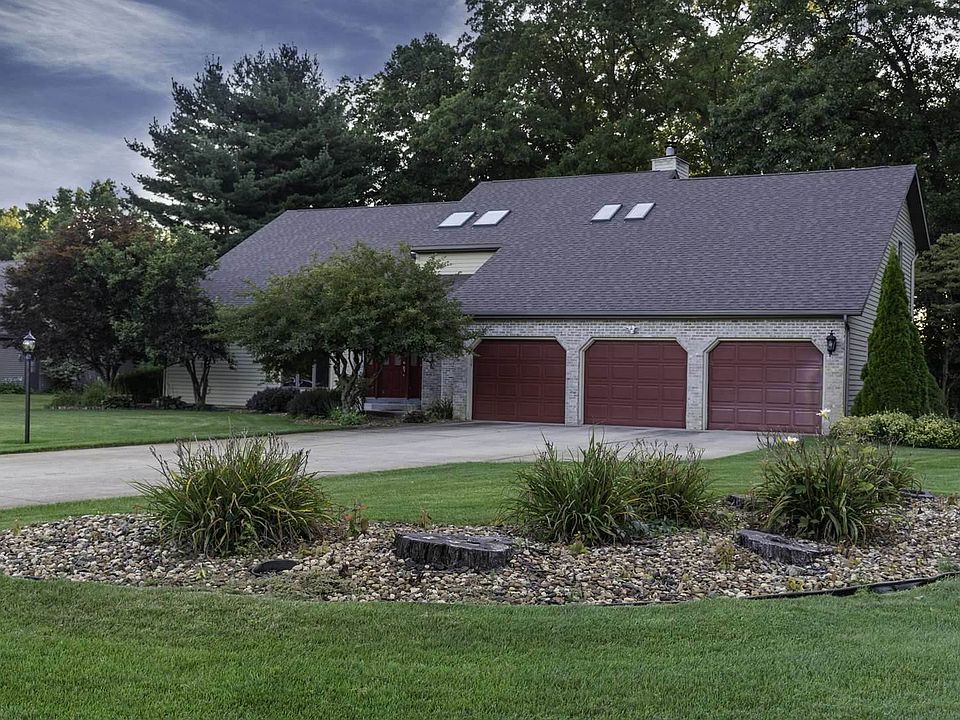 1st image of 51747 Pebble Brooke Dr