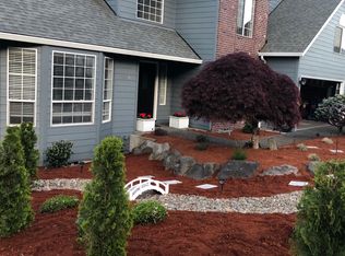 11826 SE Mountain Sun Dr, Clackamas, OR 97015