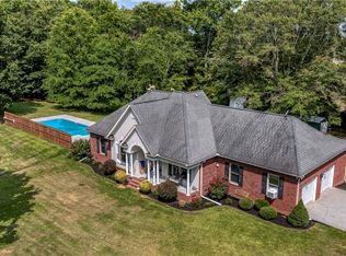 575 Troy Murdock Rd, Belton, SC 29627