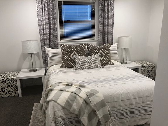 Possible 4th bedroom 