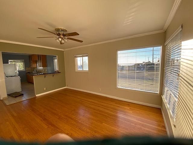 Living room without furnishings