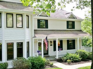 10144 Woodbury Dr, Wexford, PA 15090