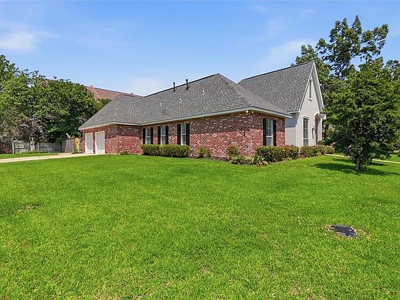 3rd image of 799 Libby Ln