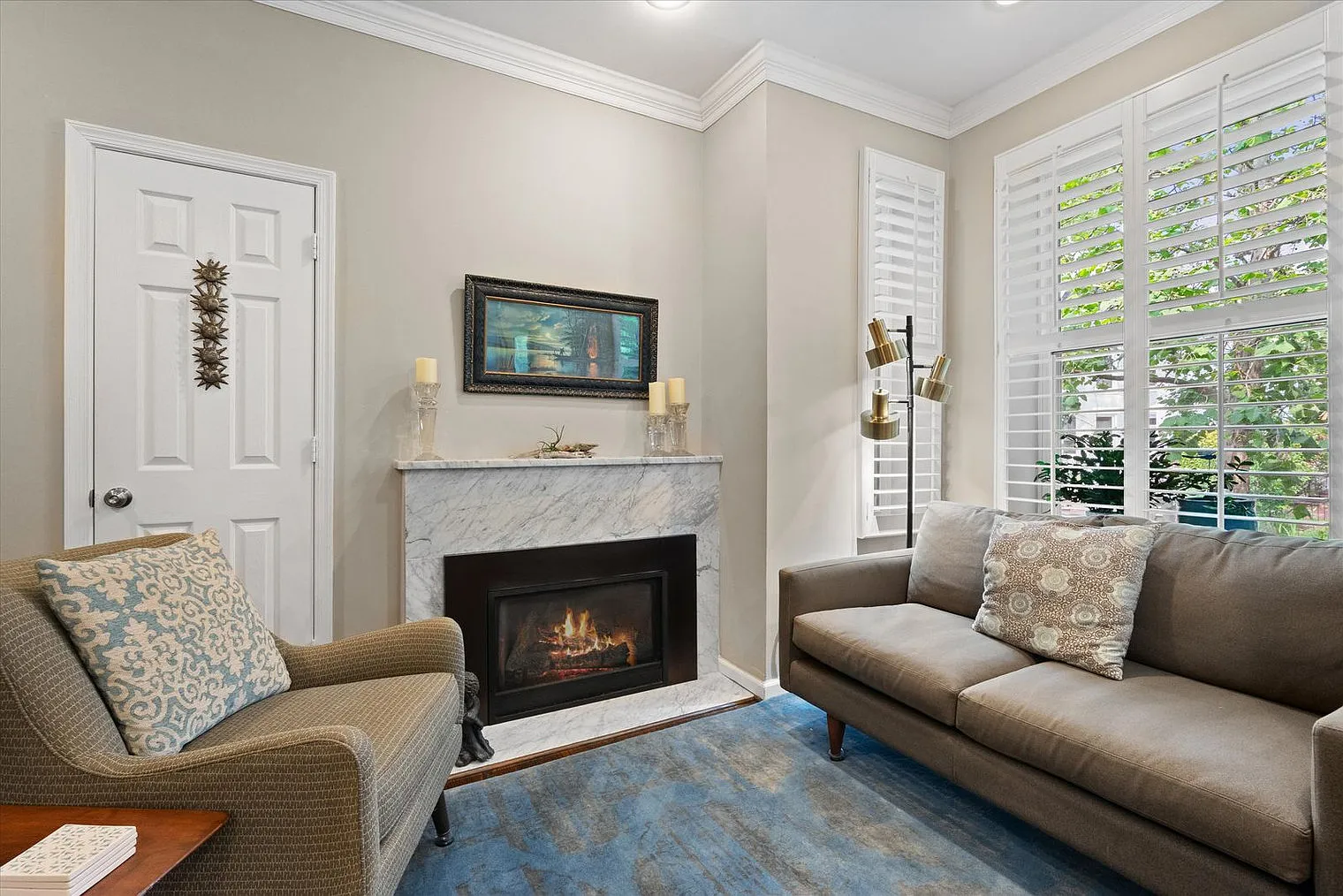 2 bed, 2.5 bath, 17222 sqft, $7,113 — Photo 1
