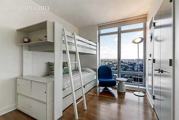 Rented by Corcoran | media 23