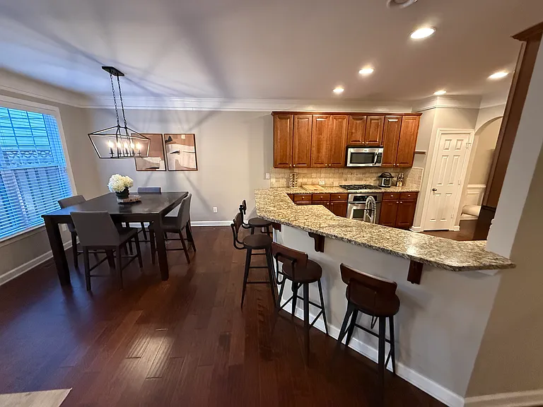 2116 Cobblestone Cir — Photo 11
