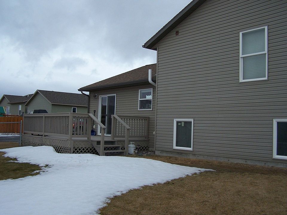 S yard and large deck