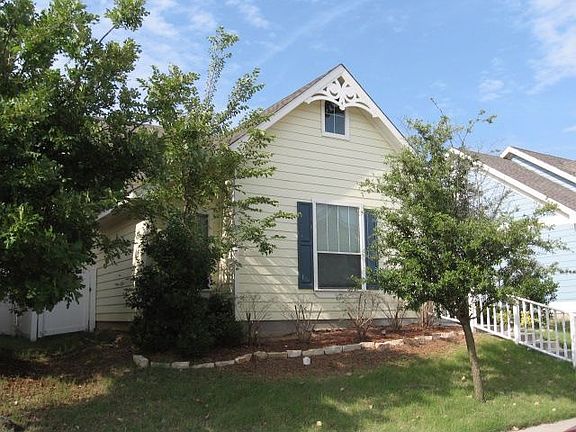 3rd image of 1324 Kingston Pl
