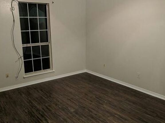 5th image of 3133 Cedar Creek Dr