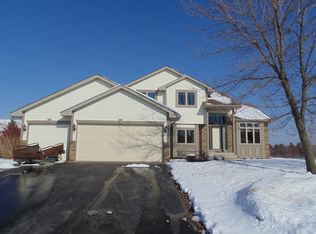 8610 Oregon Ave N, Brooklyn Park, MN 55445