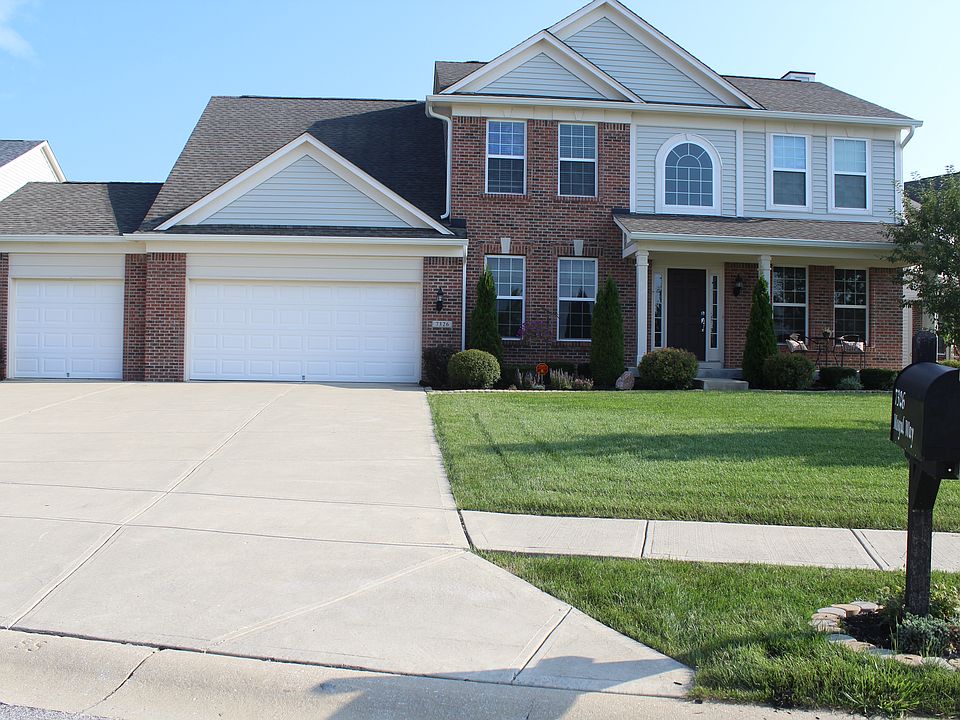 3 car garage, 4 Br &2.5 bath