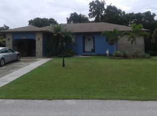 385 E Wentworth Cir, Englewood, FL 34223