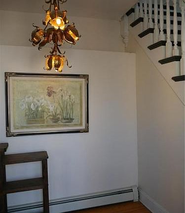 2nd image of 27 Elm St #3