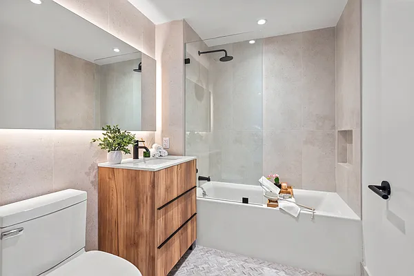 Rented by Reavis | media 19