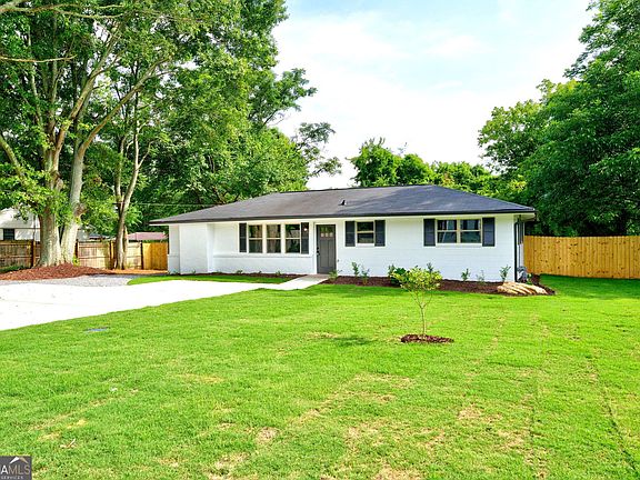 4th image of 230 Morningview Dr
