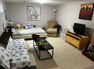 38 Southbourne Ave #1, Toronto, ON M3H1A5