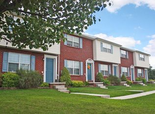 79A Oak Dr, New Oxford, PA 17350