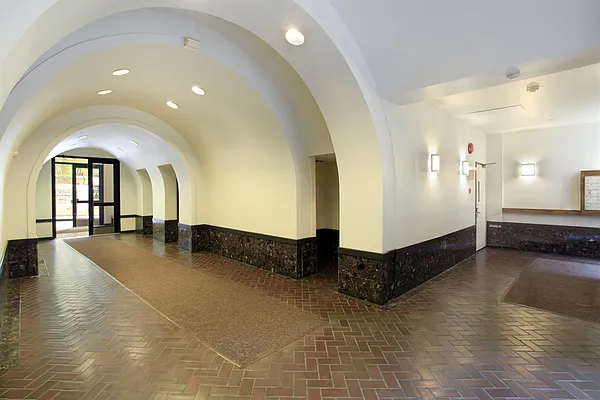 Sold by Corcoran | media 24