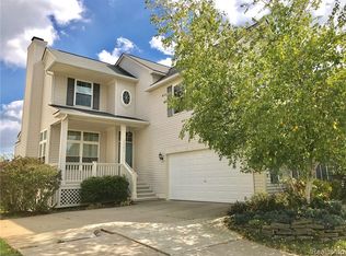 1301 N Bay Dr, Ann Arbor, MI 48103