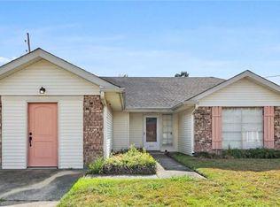 2413 S Sugar Ridge Rd, La Place, LA 70068