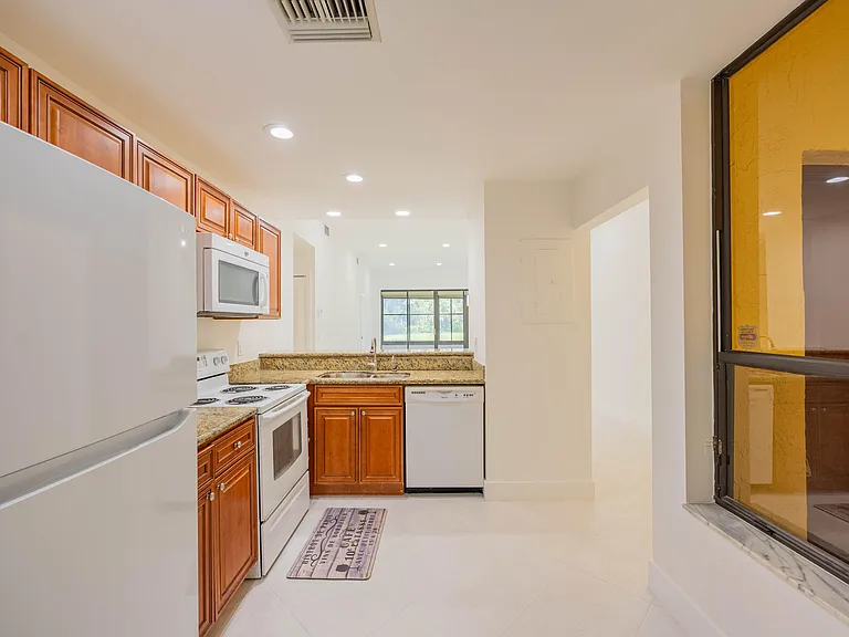 7520 La Paz Blvd #104 — Photo 15