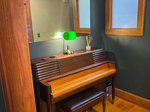 5th image of 2826 Pleasant Ave APT 202