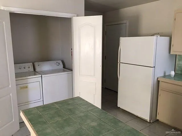 3710 W Zelma St — Photo 11