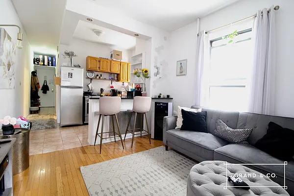 Rented by Grand & Co. | media 18