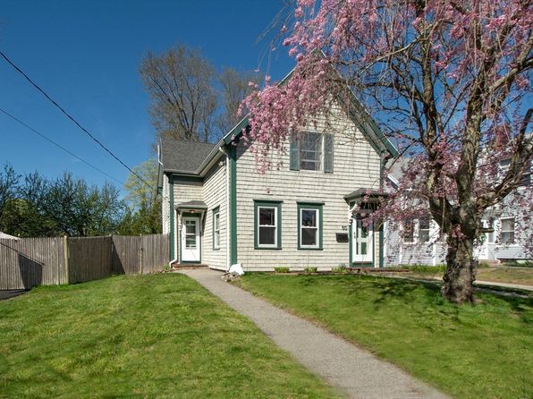 50 Arlington St, Rockland, MA 02370