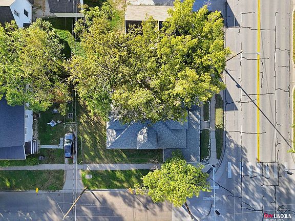 4th image of 3093 Vine St