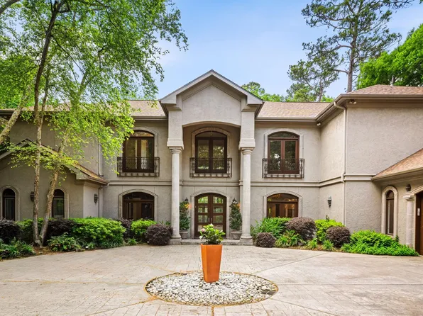 64 Saddlebrook Ln, Houston, TX 77024