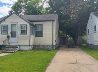 1210 E George Ave, Hazel Park, MI