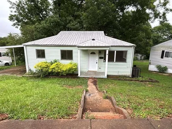 216 Pine St, Bessemer, AL 35023