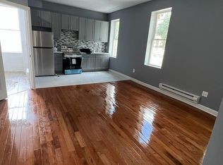 371 E 198th St #2, Bronx, NY 10458