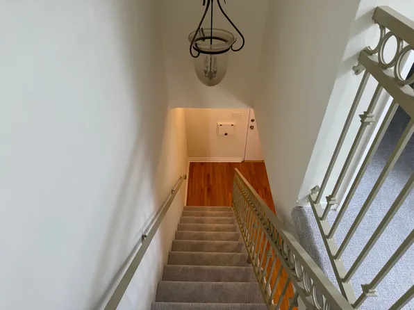 Redlands Court/Matilla, 8219 Redlands St APT 4, Playa Del Rey, CA 90293