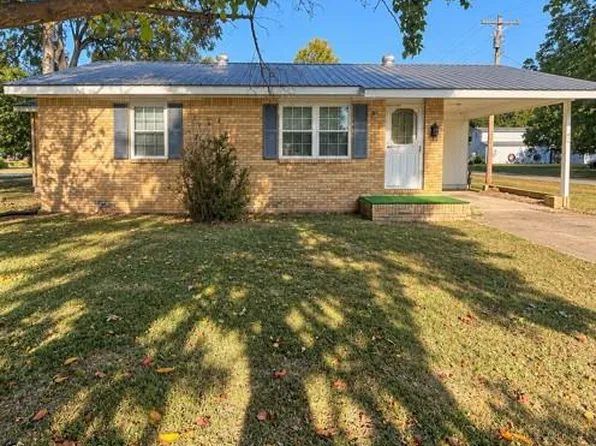 414 Franklin Ave, Campbell, MO 63933