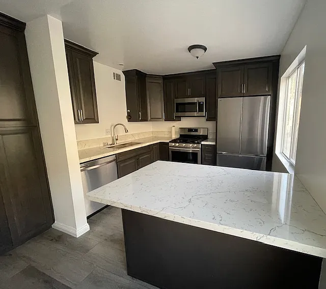 2 bed, $3,950 — Photo 4
