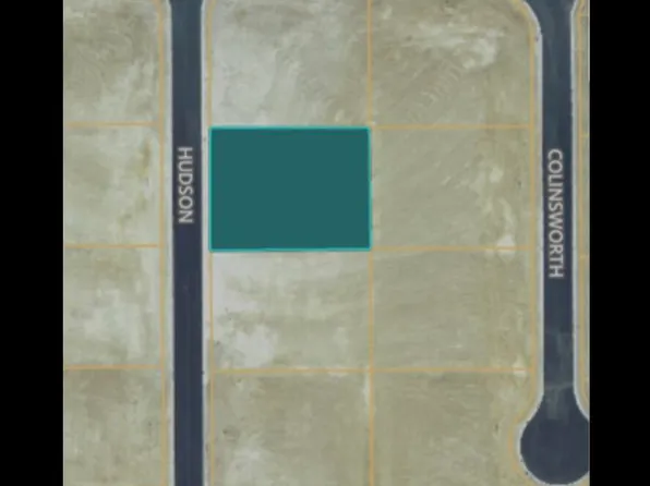 302 Hudson Dr, Jackson Center, OH 45334