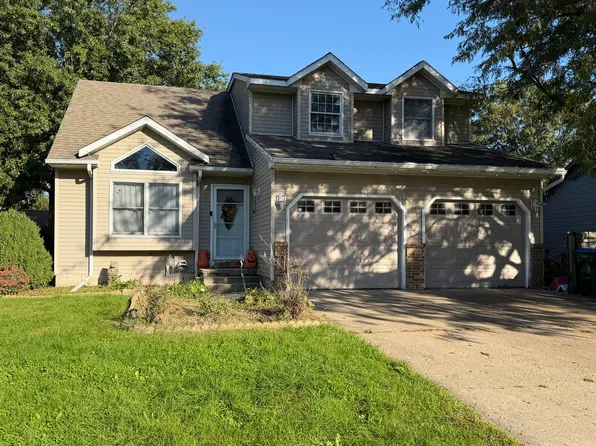 711 Marsha Ln, Rock Falls, IL 61071