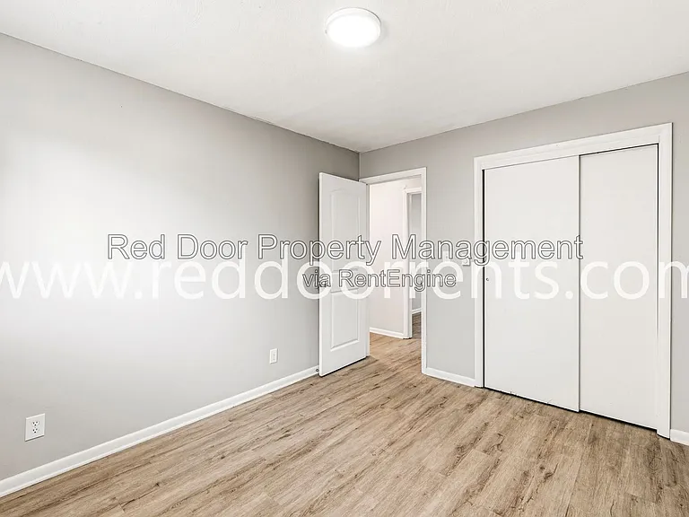 10291 Medallion Dr #150 — Photo 16