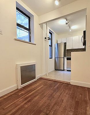 5th image of 56 W 65th St APT 4D