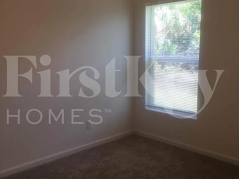 3149 SW Letchworth St — Photo 16