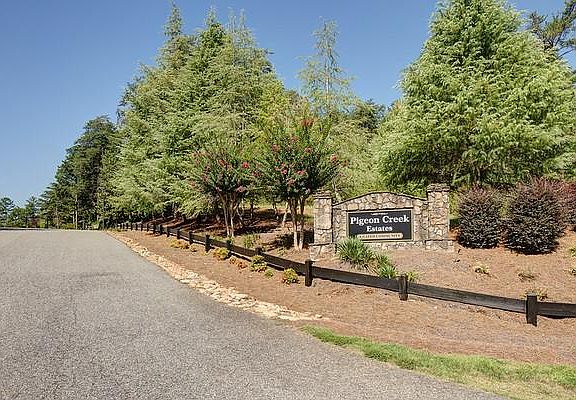 5th image of 37 Pigeon Creek Dr Lot 1