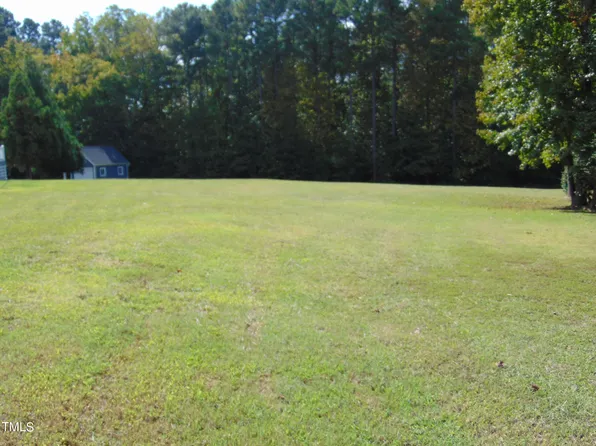 12 Skippers Lndg #12, Manson, NC 27553