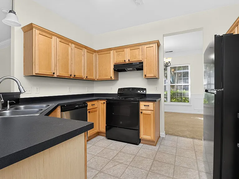 3003 Moonstone Ln — Photo 6