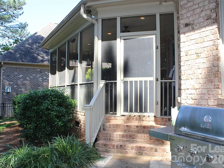 17404 Summer Place Dr — Photo 39