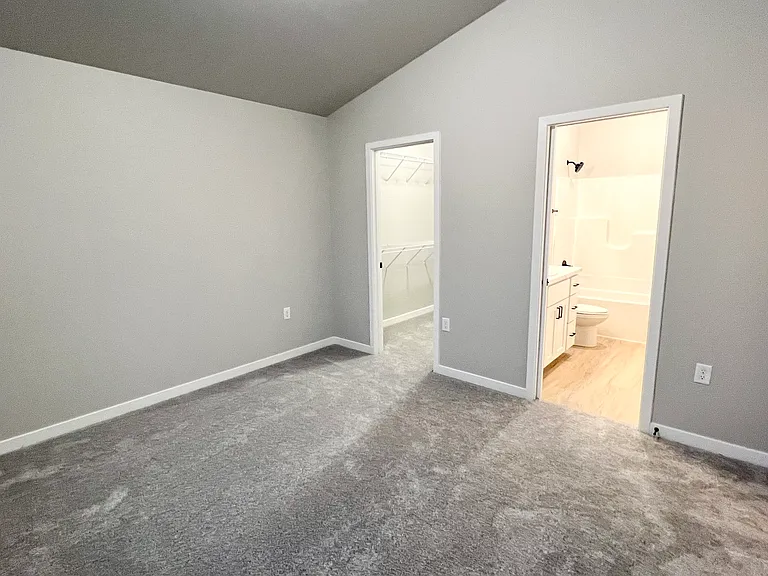 6868 Thomas St — Photo 14
