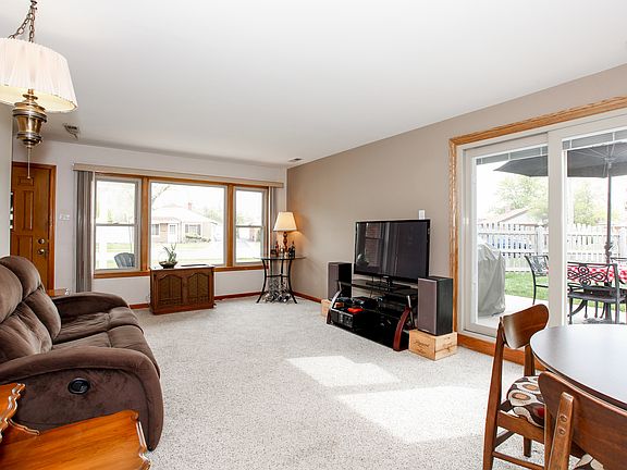 5th image of 3128 W Park Lane Dr